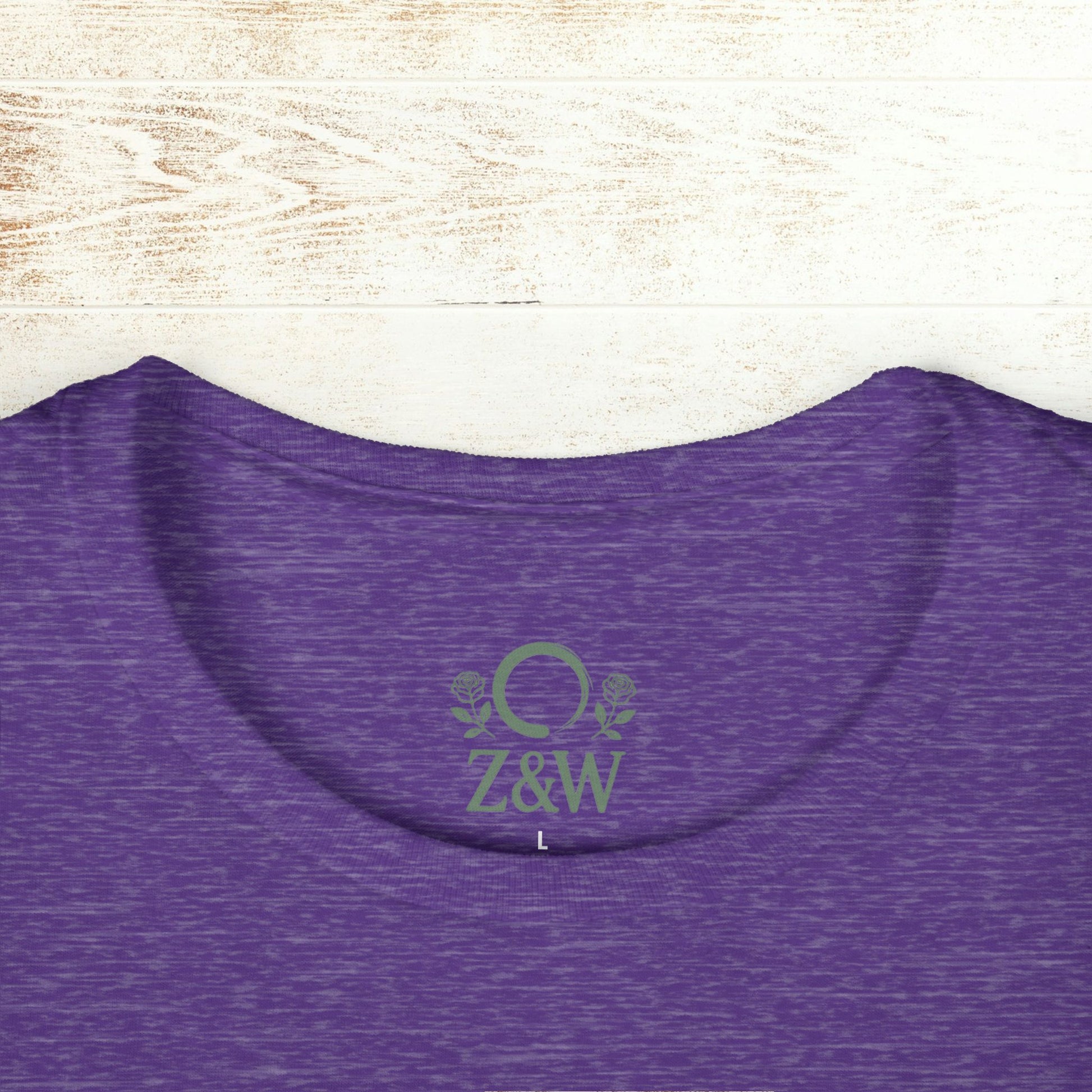 Close-up of the collar on the No Bad Vibes Tee, highlighting the ribbed design and Z&W logo for added style and comfort.