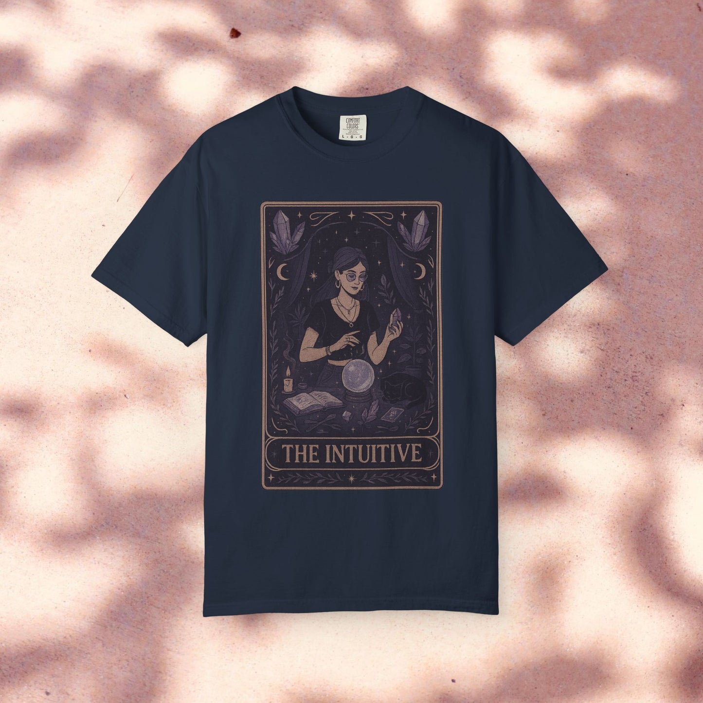 Intuitive Tarot Tee in navy blue, made from premium 100% cotton with a stylish tarot graphic, available in sizes S to 4XL. A must-have for tarot lovers.