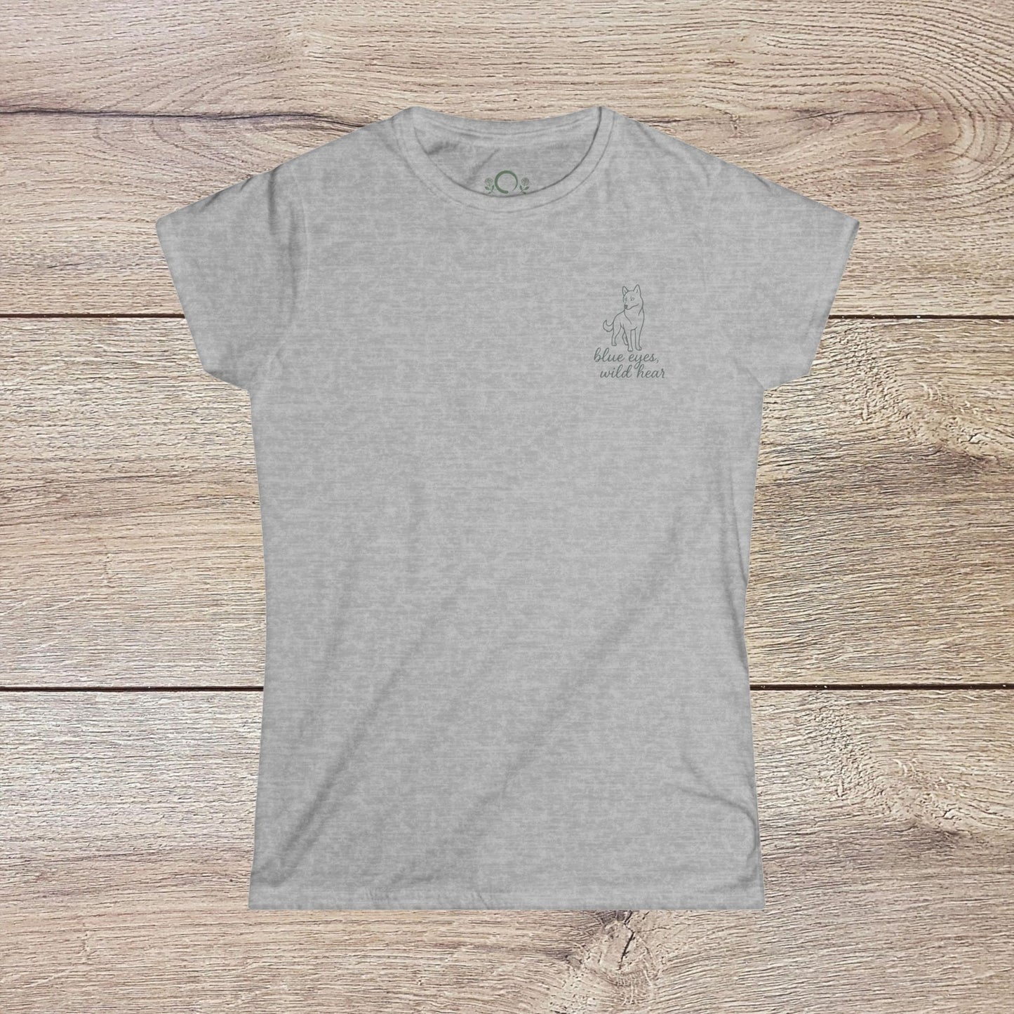 Eco-Friendly Dog T-Shirt - Adventure Spirit in grey color, made from durable ring-spun cotton, perfect for outdoor enthusiasts and dog lovers with a unique graphic design.