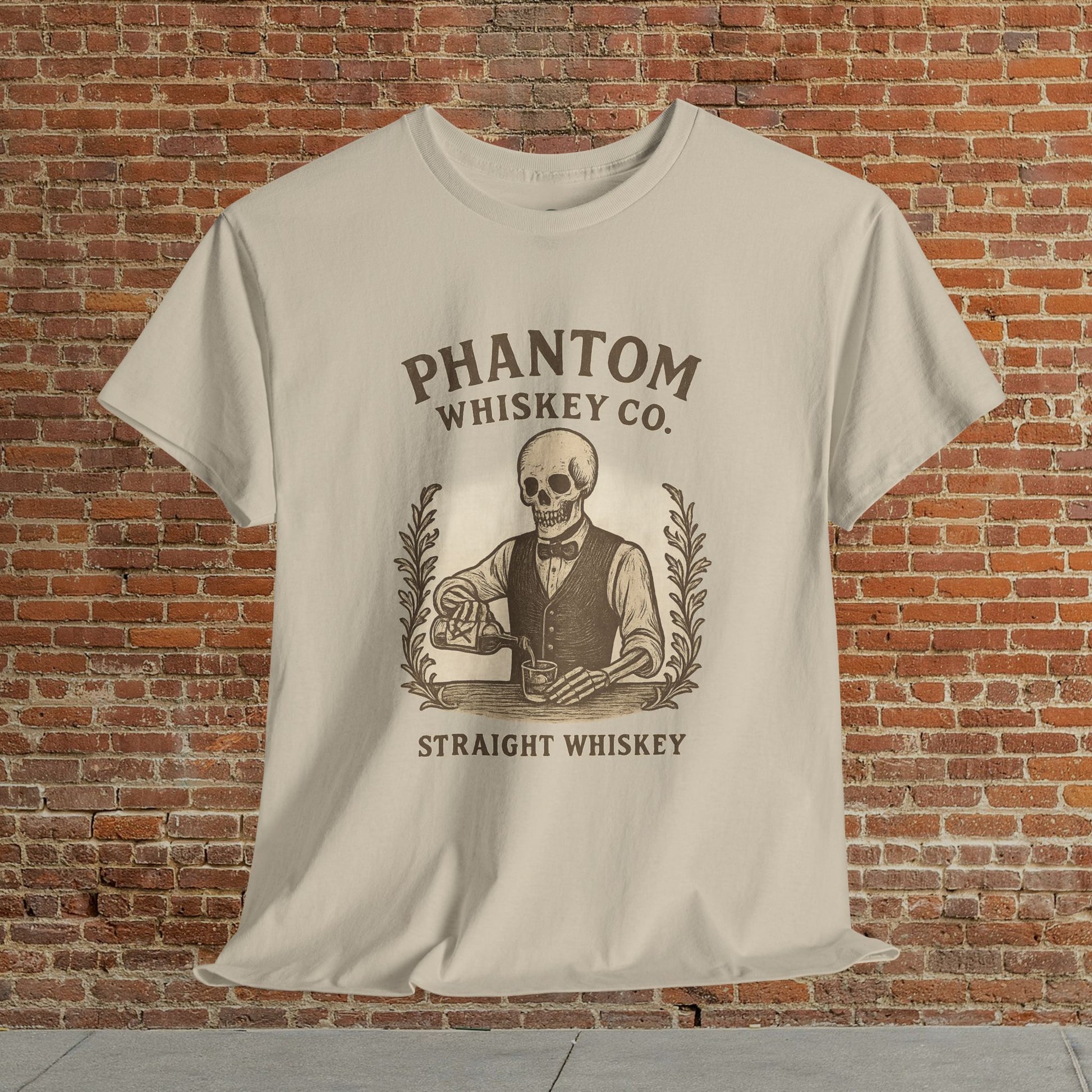Vintage Skull Whiskey Lover Unisex Tee - Retro Casual Party Shirt displaying a detailed skeleton illustration with the text 'Straight Whiskey', perfect for whiskey enthusiasts.