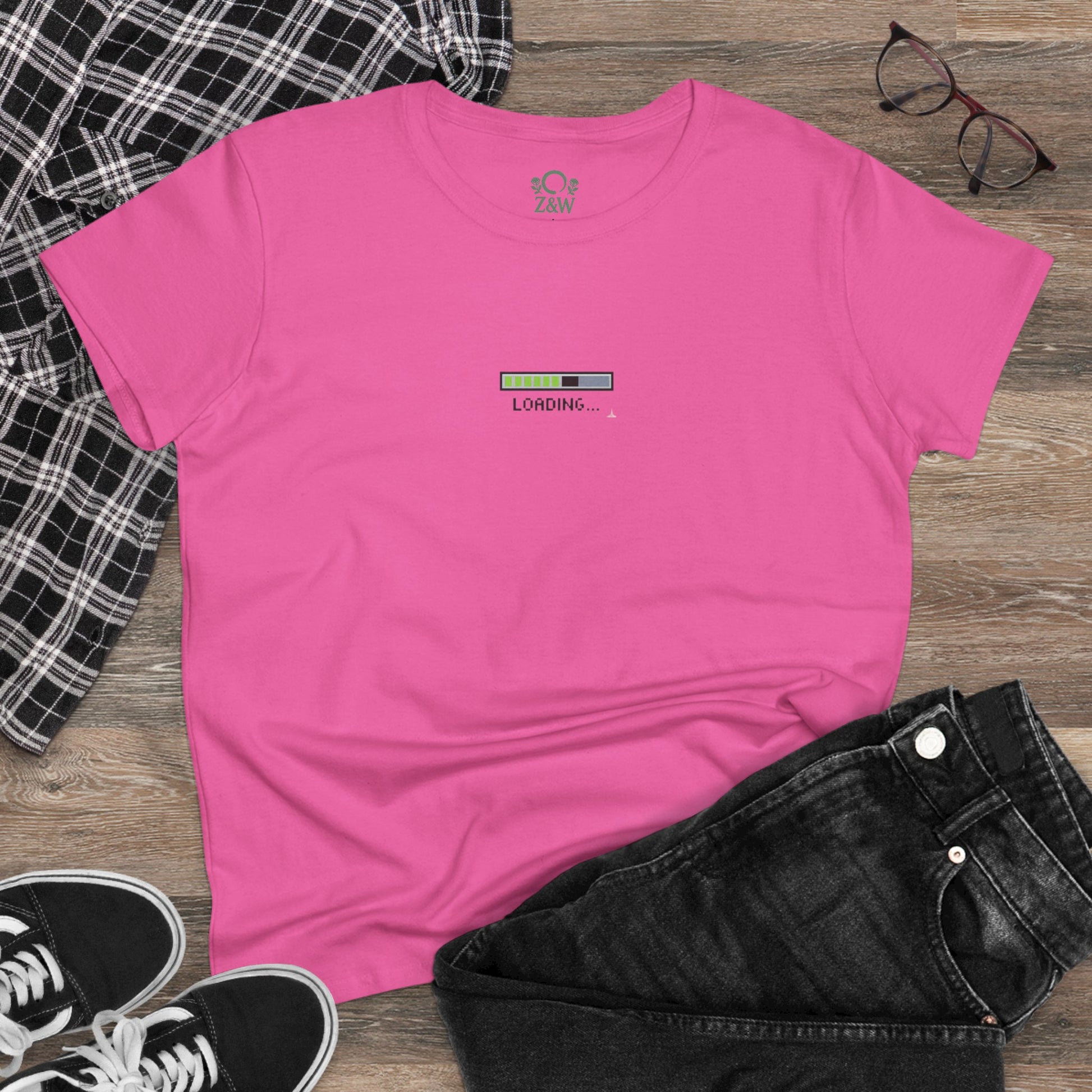 404 Y2K Graphic T-Shirt in eye-catching pink featuring a 'loading' design, perfect for making a statement while enjoying casual comfort.