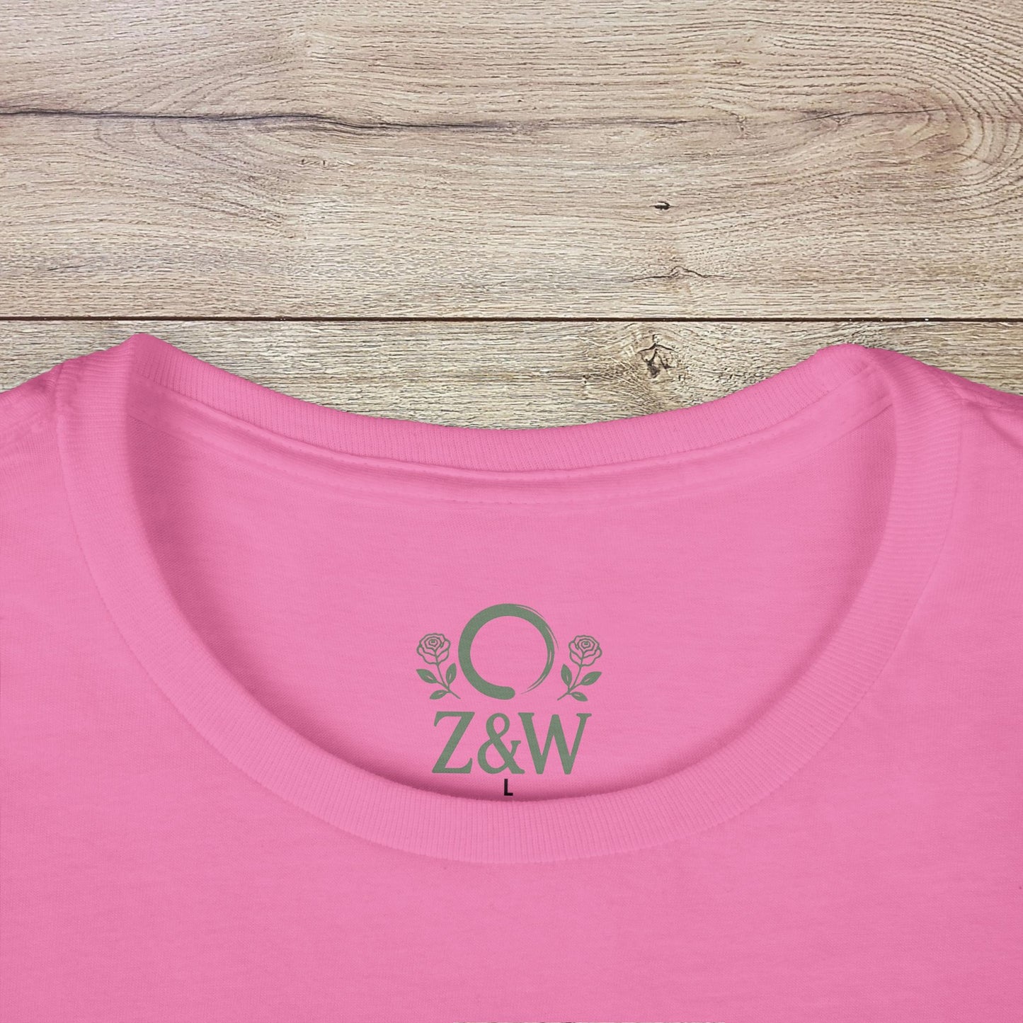 Eco-Friendly Dog T-Shirt - Adventure Spirit, highlighting the collar design with Z&W branding in muted green on a soft pink fabric.