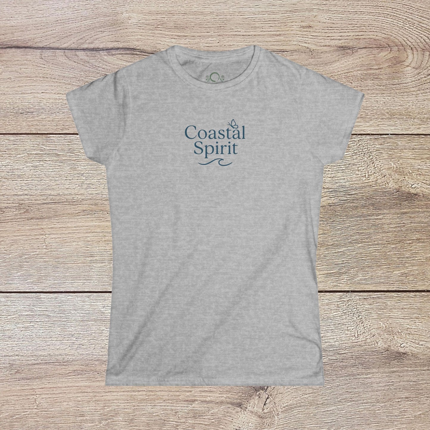 Women's Coastal Spirit Midweight Cotton Tee in gray, ideal for casual outings and embodying the essence of coastal charm.