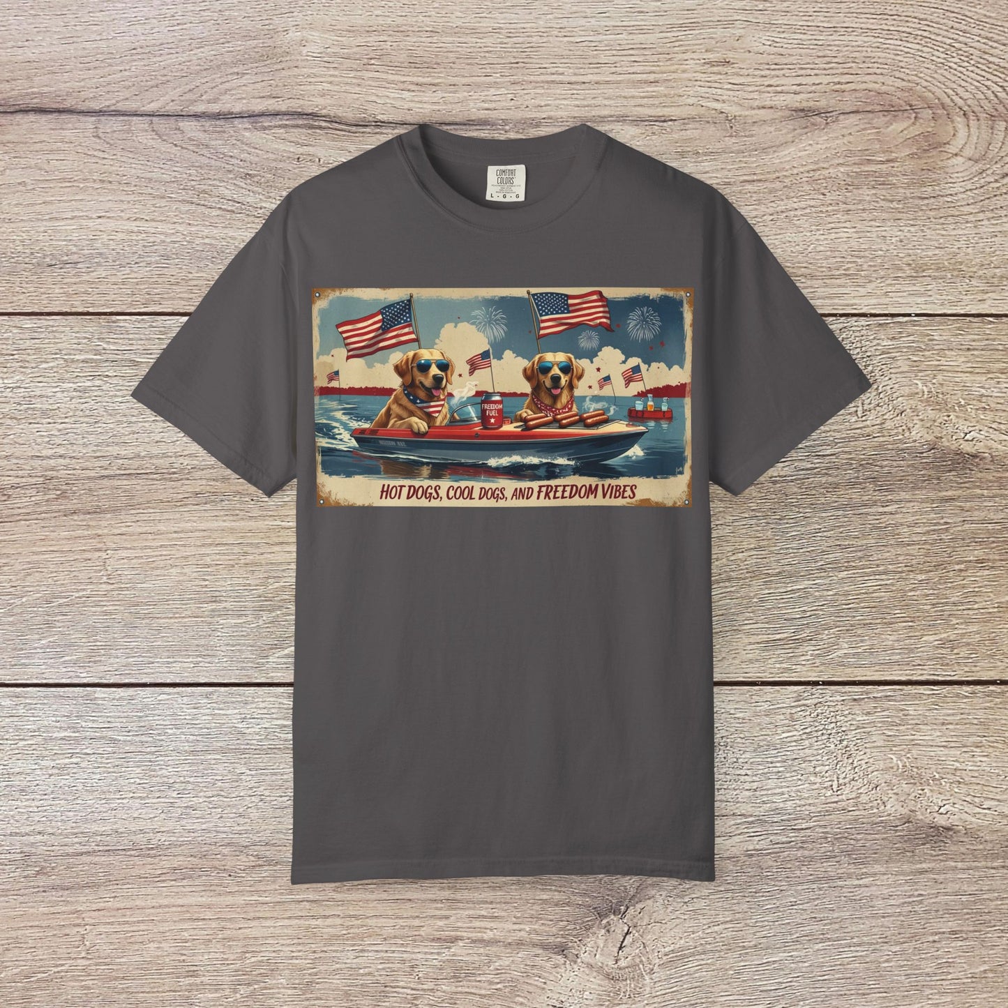 Men's Golden Tee: Comfortable Cotton T-Shirt in a trendy gray shade, adorned with adorable dogs and flags, suitable for casual wear or special occasions.