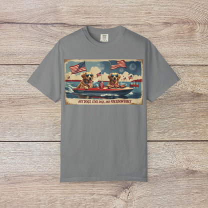 Men's Golden Tee: Comfortable Cotton T-Shirt with Ribbed Collar, depicted in a light gray color, featuring cheerful dogs in a boat with flags, ideal for casual wear.