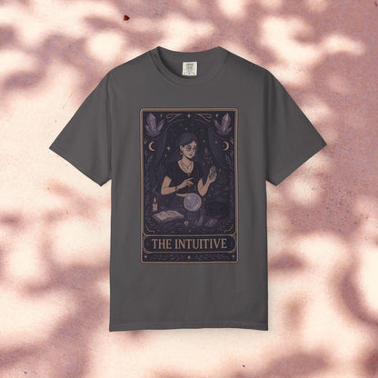 Intuitive Tarot Tee featuring a mystical design, printed on a premium 100% cotton t-shirt in dark grey, available in sizes S-4XL. Ideal for tarot enthusiasts.